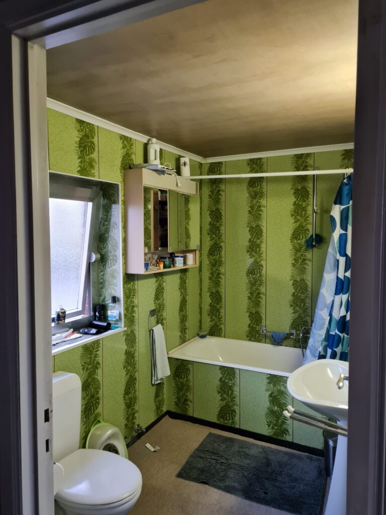 Badkamer voor, tijdens en na 6.01