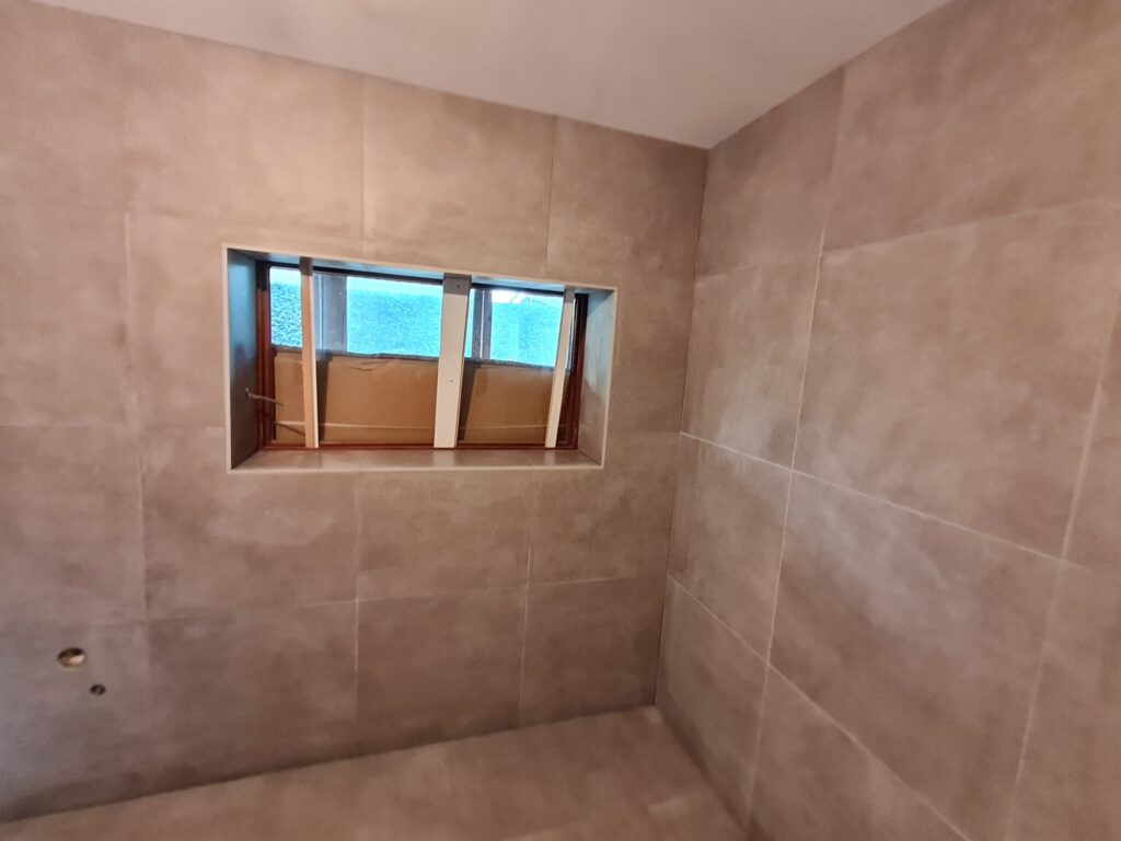Badkamer voor, tijdens en na 3.05
