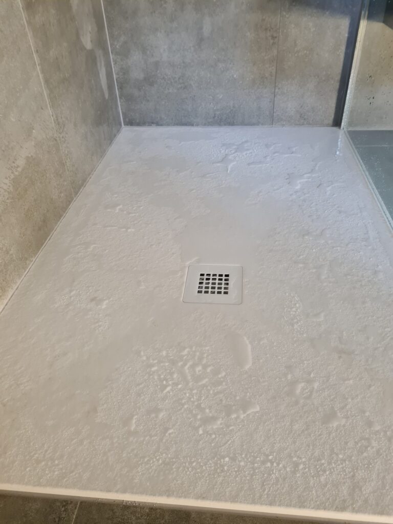 Badkamer voor, tijdens en na 3.10