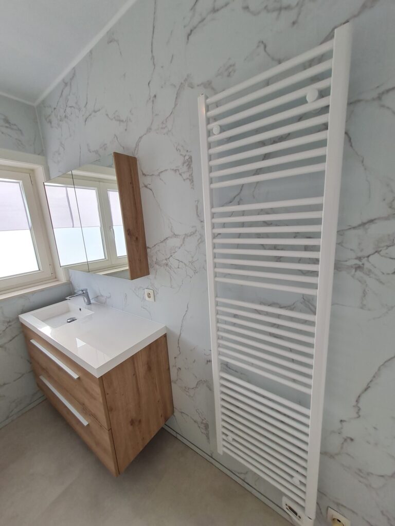 Badkamer voor en na 2.12