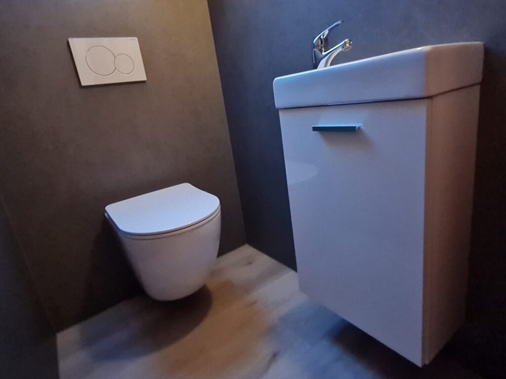 Badkamer voor en na 4.04
