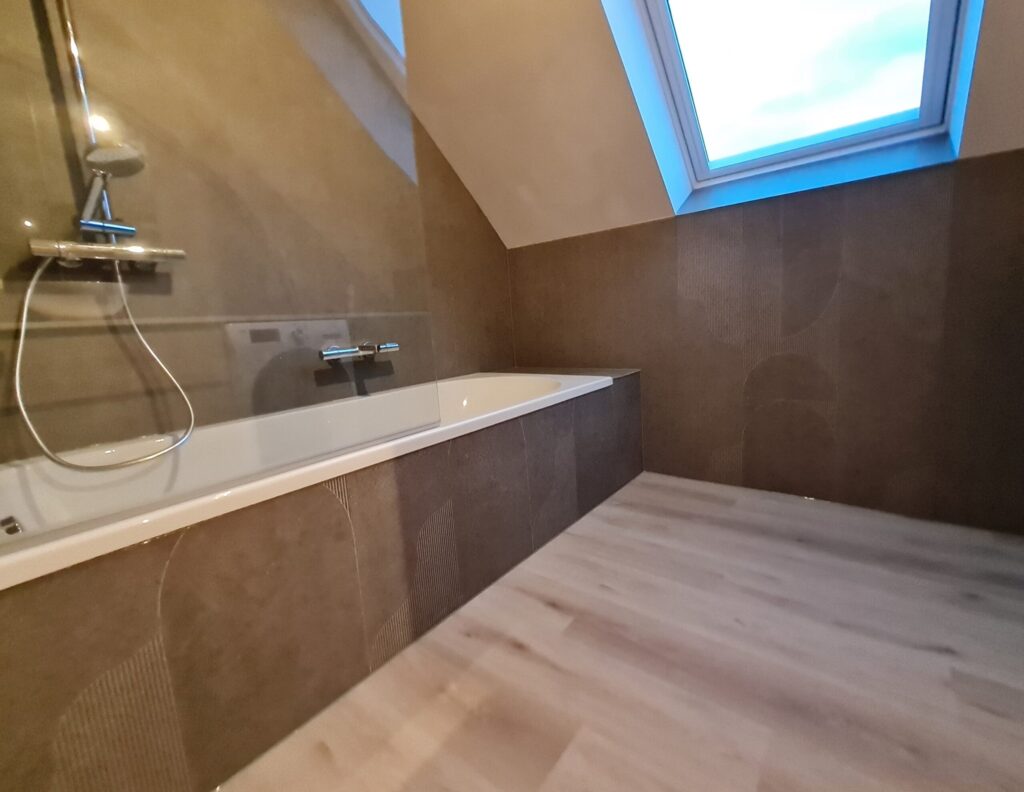 Badkamer voor en na 4.10